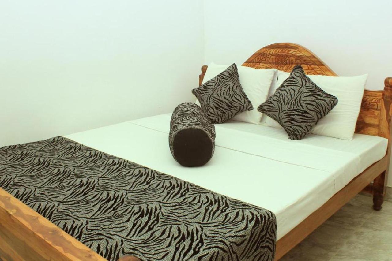 Keerthi Homestay Sigiriya Ngoại thất bức ảnh